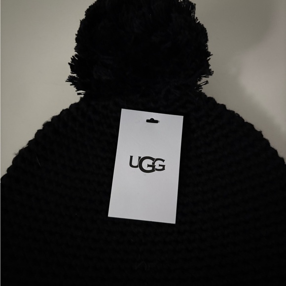 UGG Black Knit Pom-Pom Beanie - Picture 4 of 7